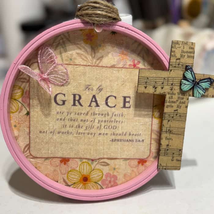 finished Christian craft project using Christian Craft paper surprise and mystery kit